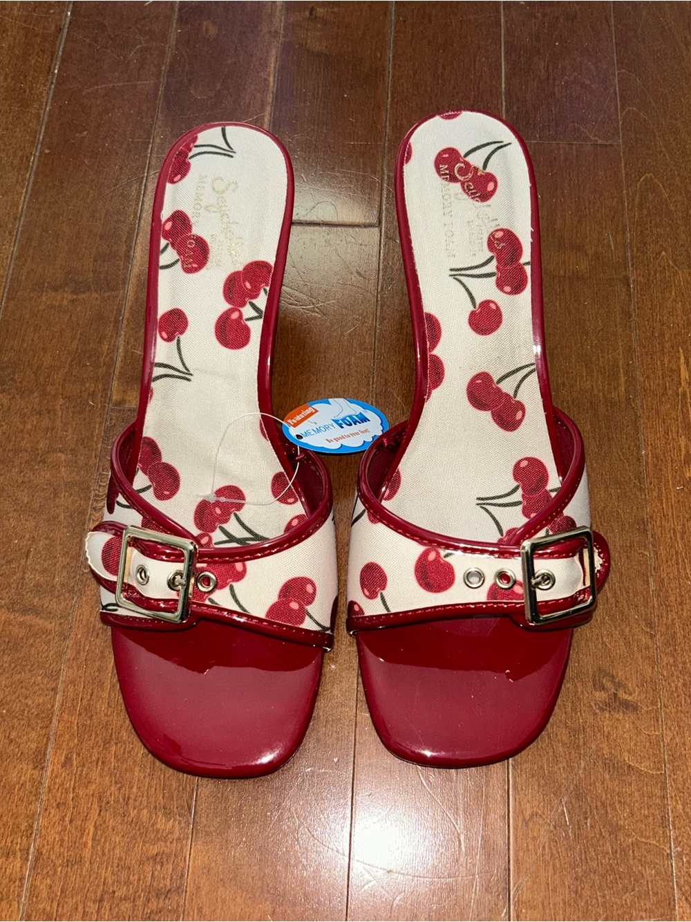 Seychelles Cherry Print Red Heels 🍒 👠